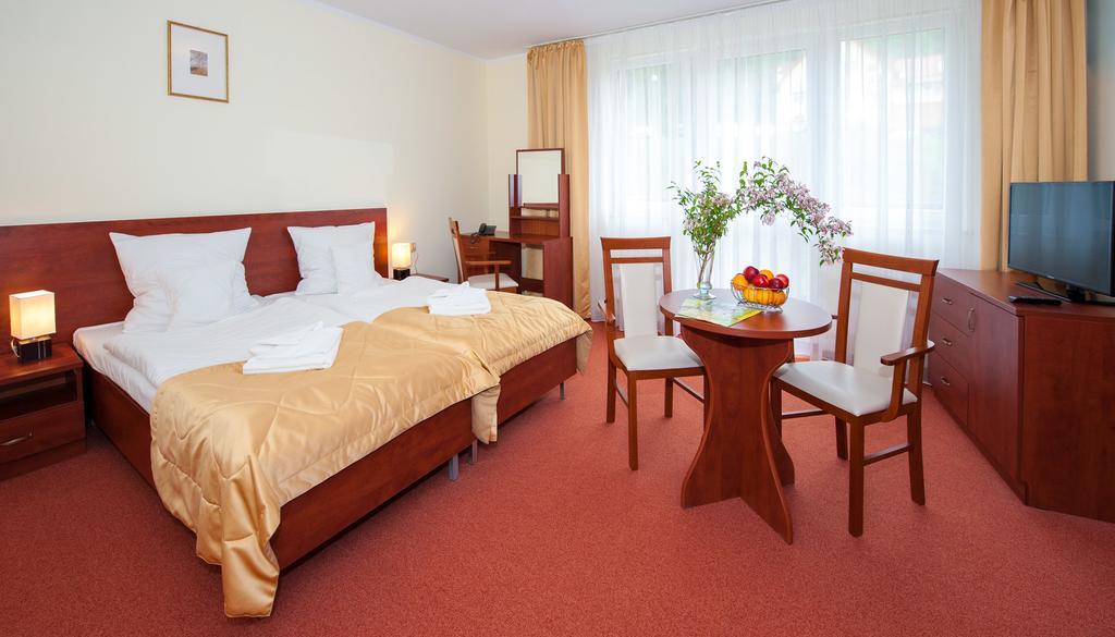 Klinika Mlodosci Medical Spa Świeradów-Zdrój Pokoj fotografie